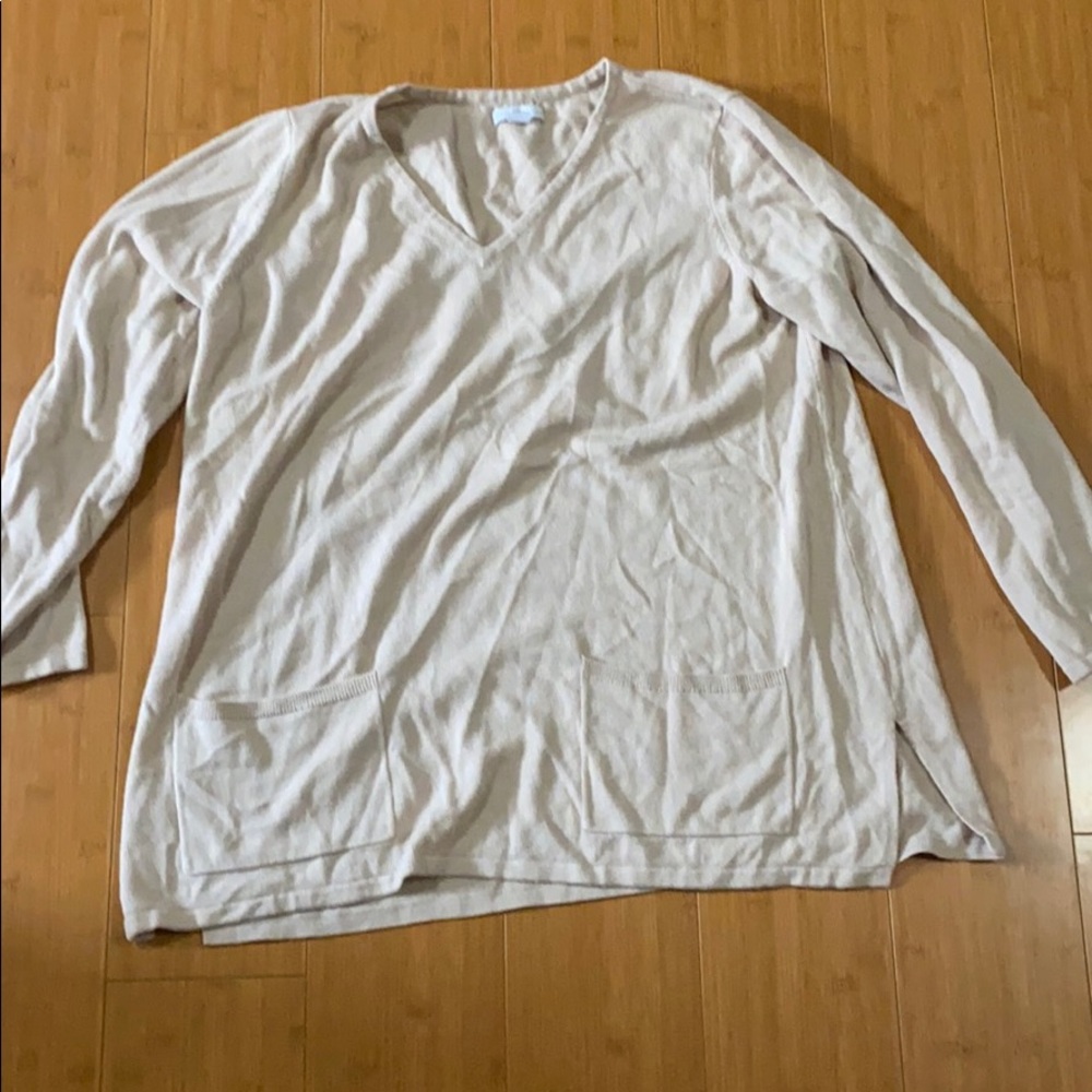 Vneck sweater